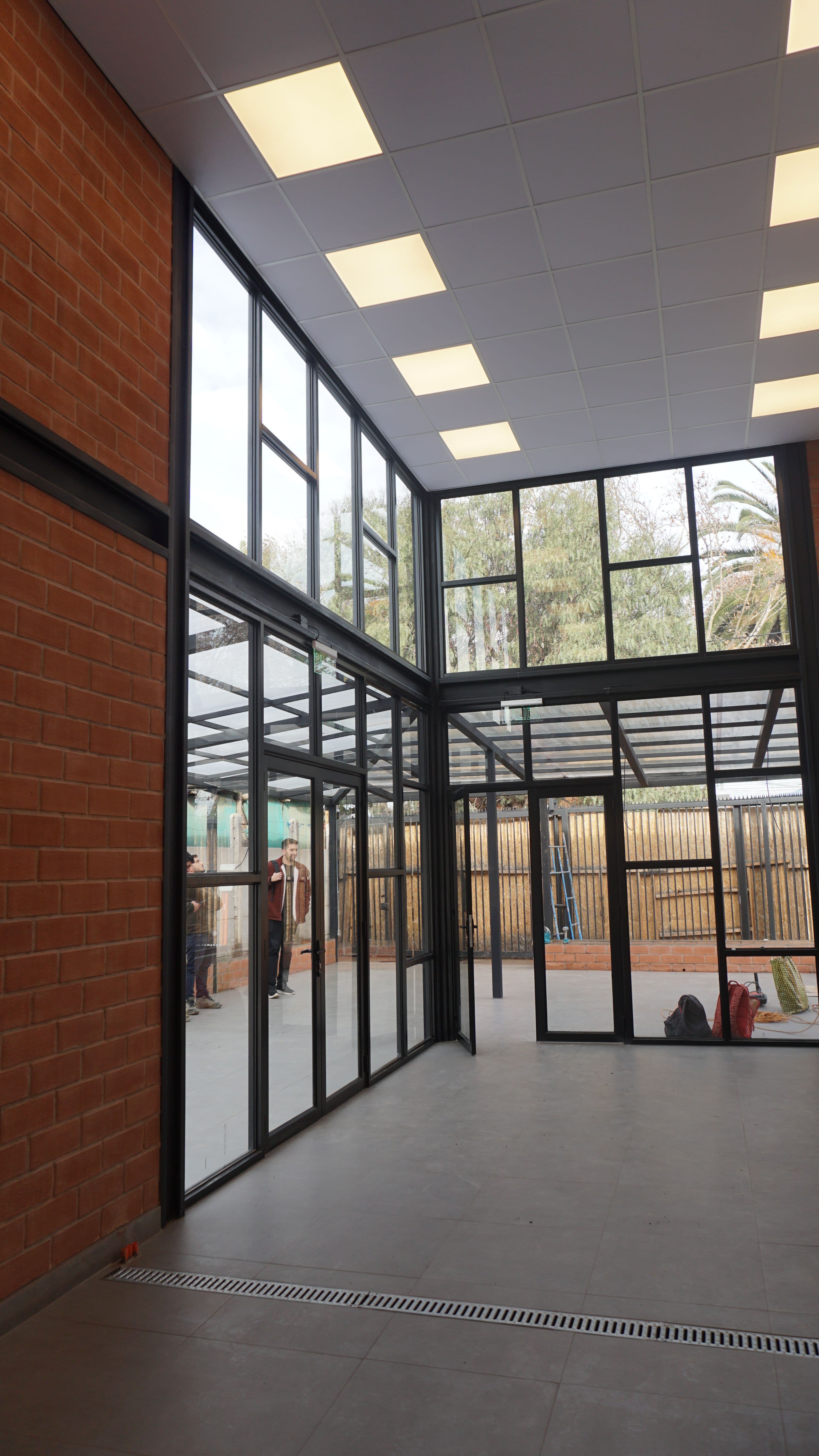 Local comercial Hotrolls